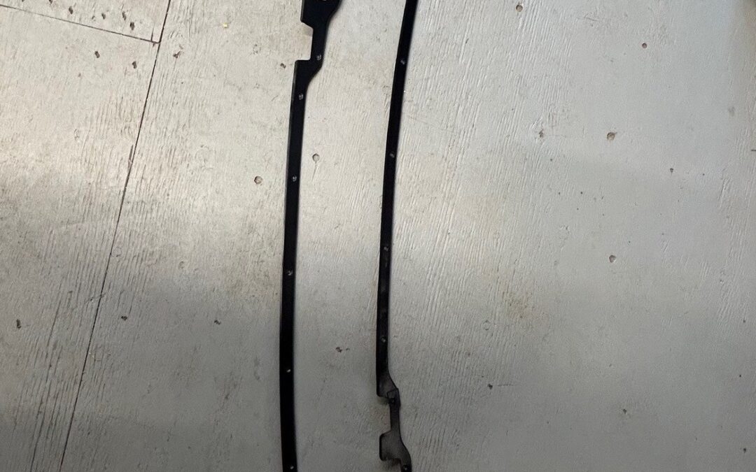EDGING L/H AND R/H DOOR