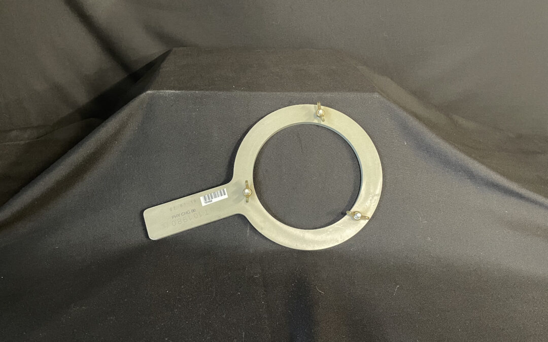 HOLDING PLATE SET